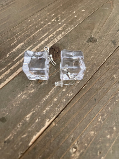 Ice Cube Wire EarringsPink tiful of LOVE