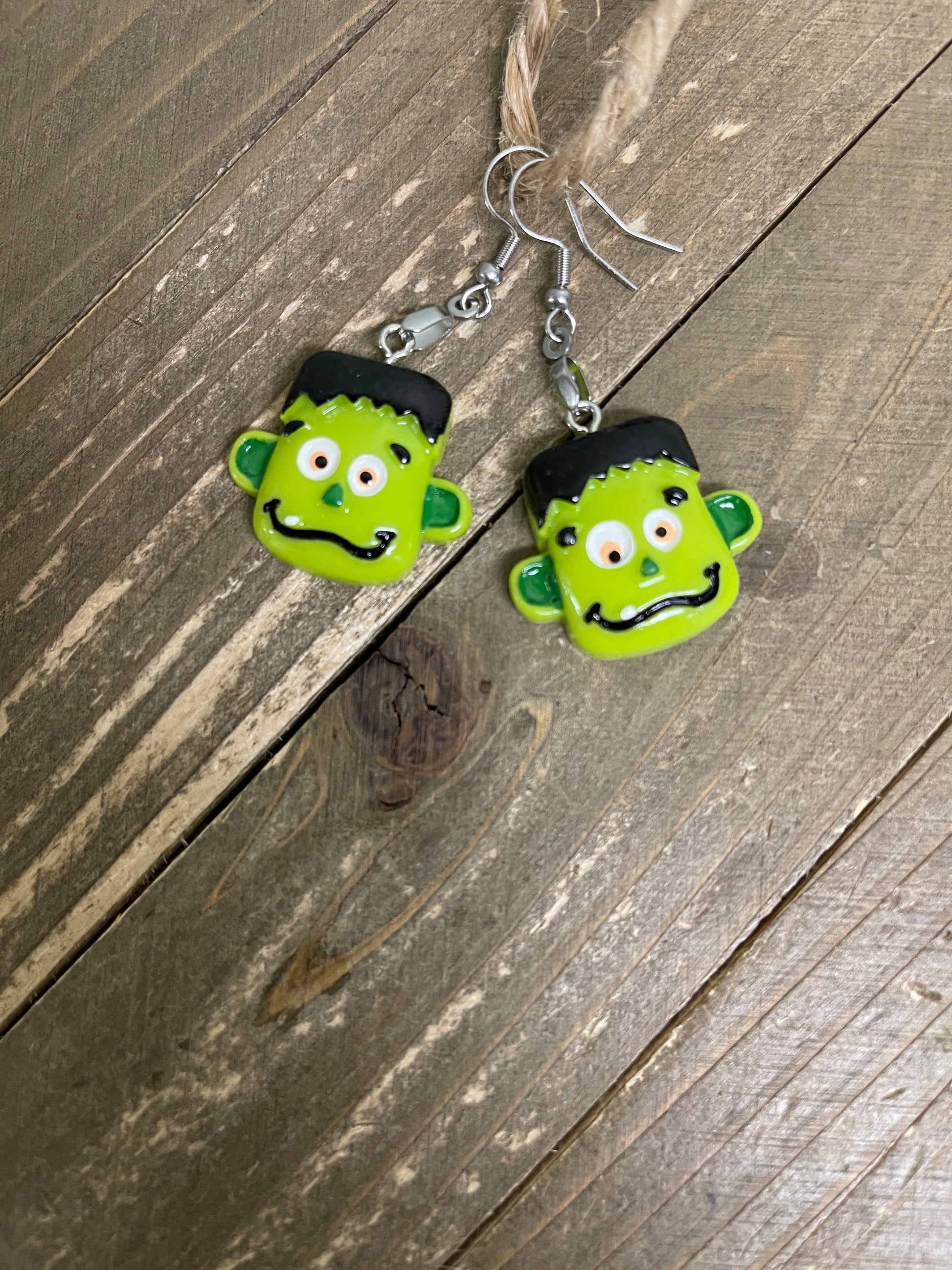 Frankenstein Wire earringsPink tiful of LOVE