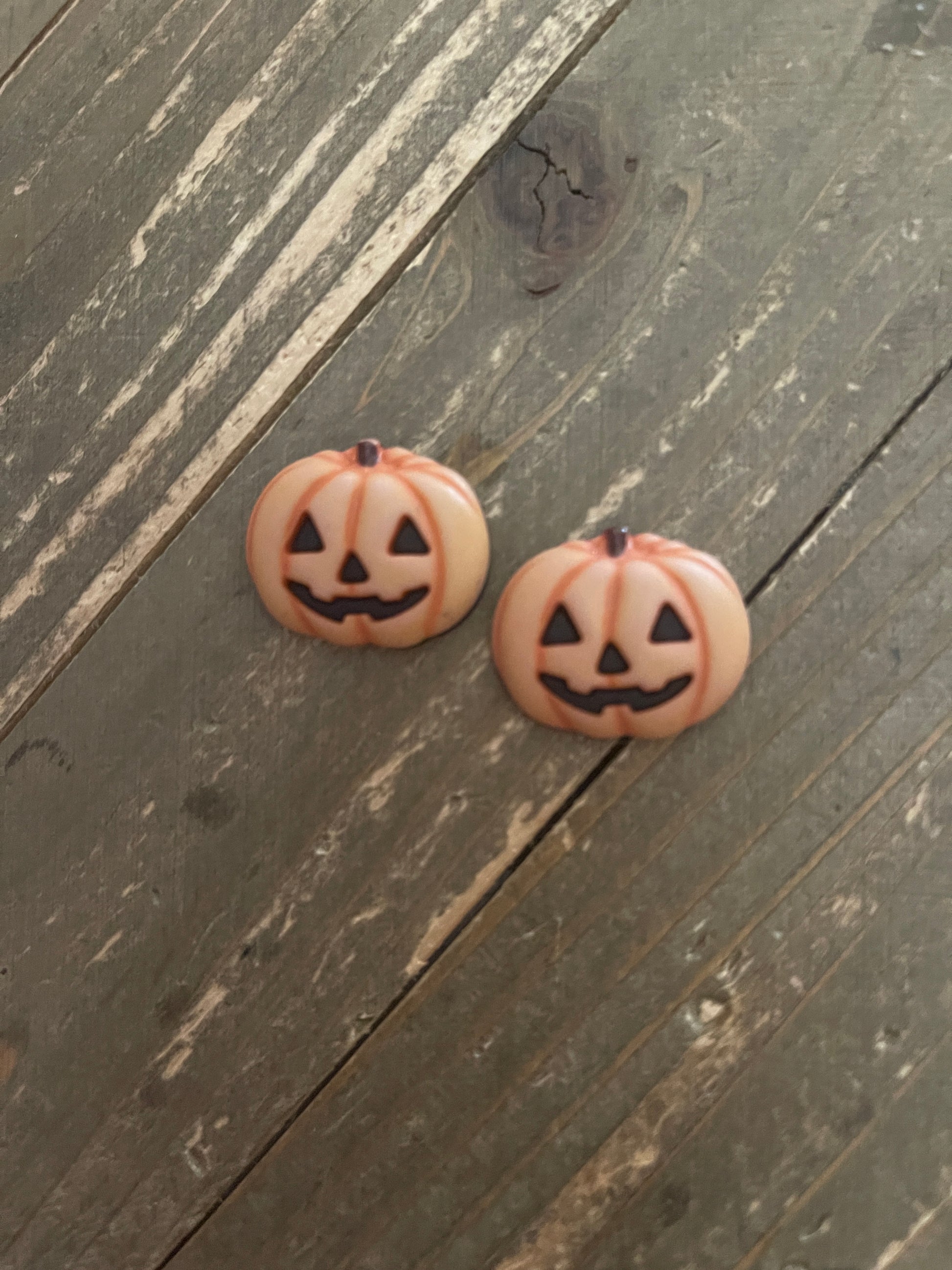Halloween Pumpkins Collection Stud EarringsPink tiful of LOVE