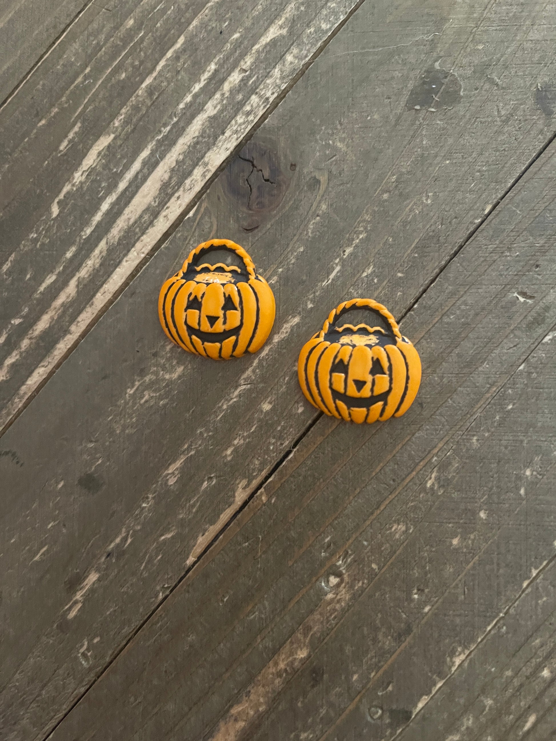 Halloween Pumpkins Collection Stud EarringsPink tiful of LOVE