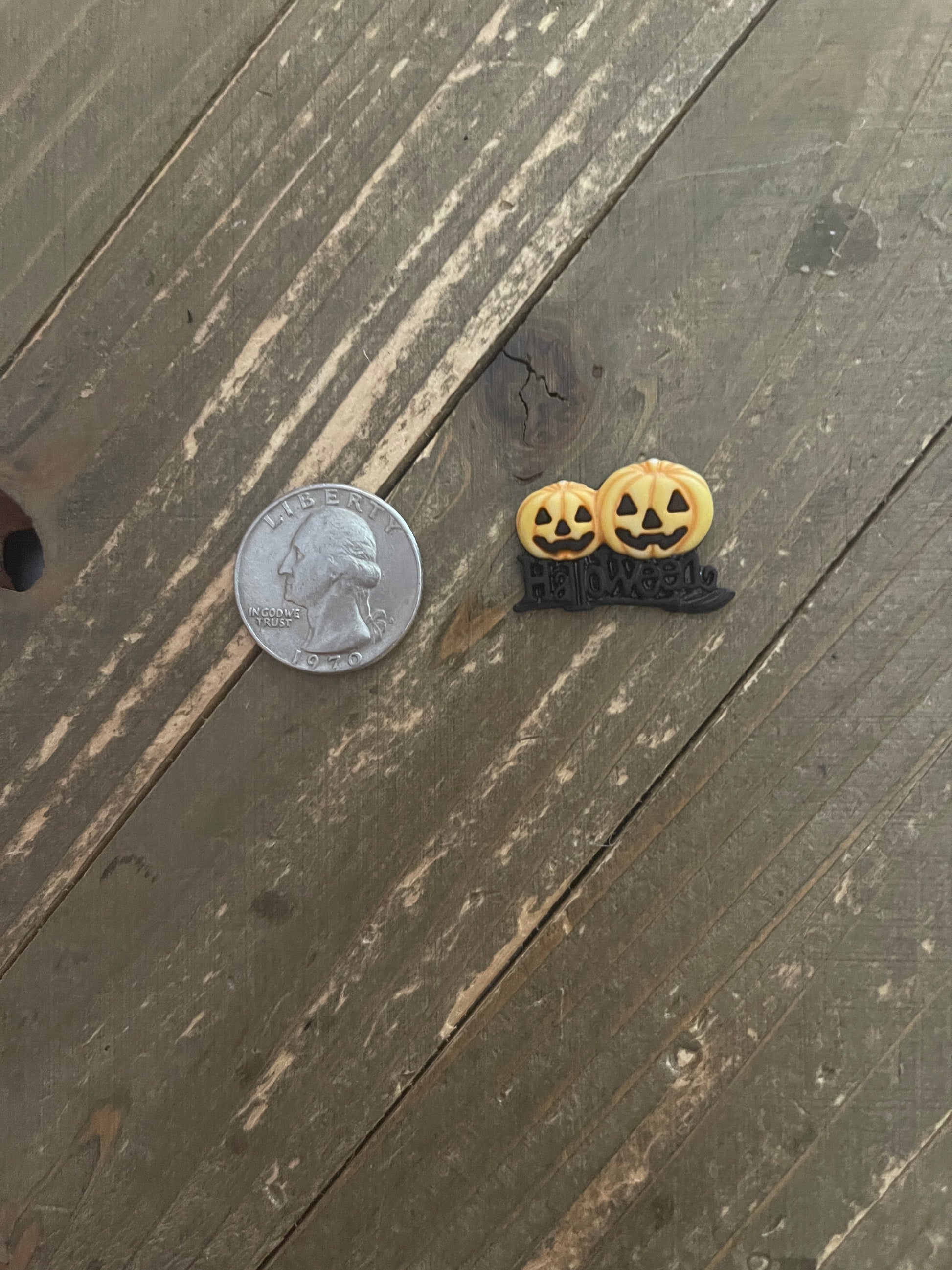 Halloween Pumpkins Collection Stud EarringsPink tiful of LOVE