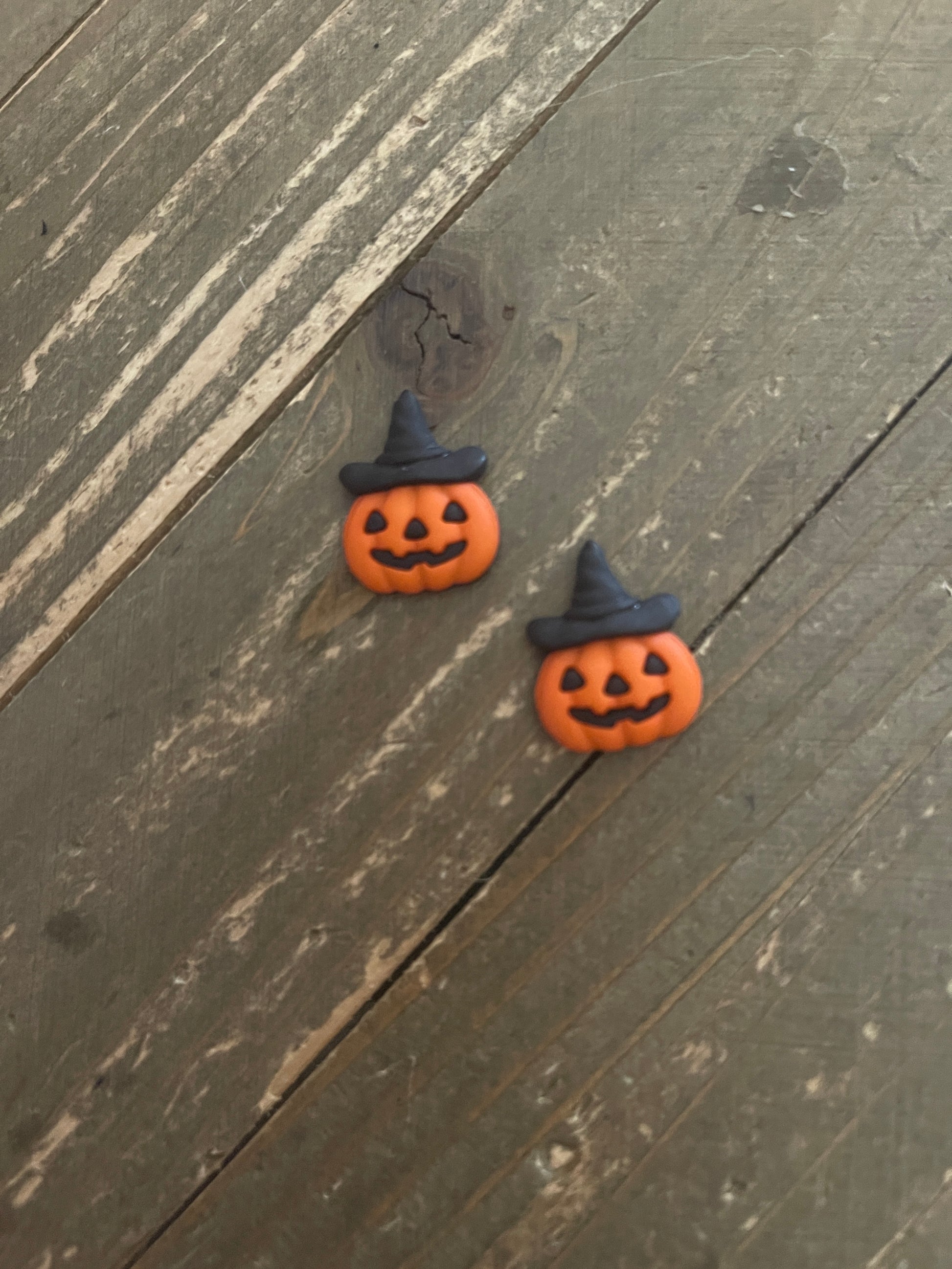Halloween Pumpkins Collection Stud EarringsPink tiful of LOVE