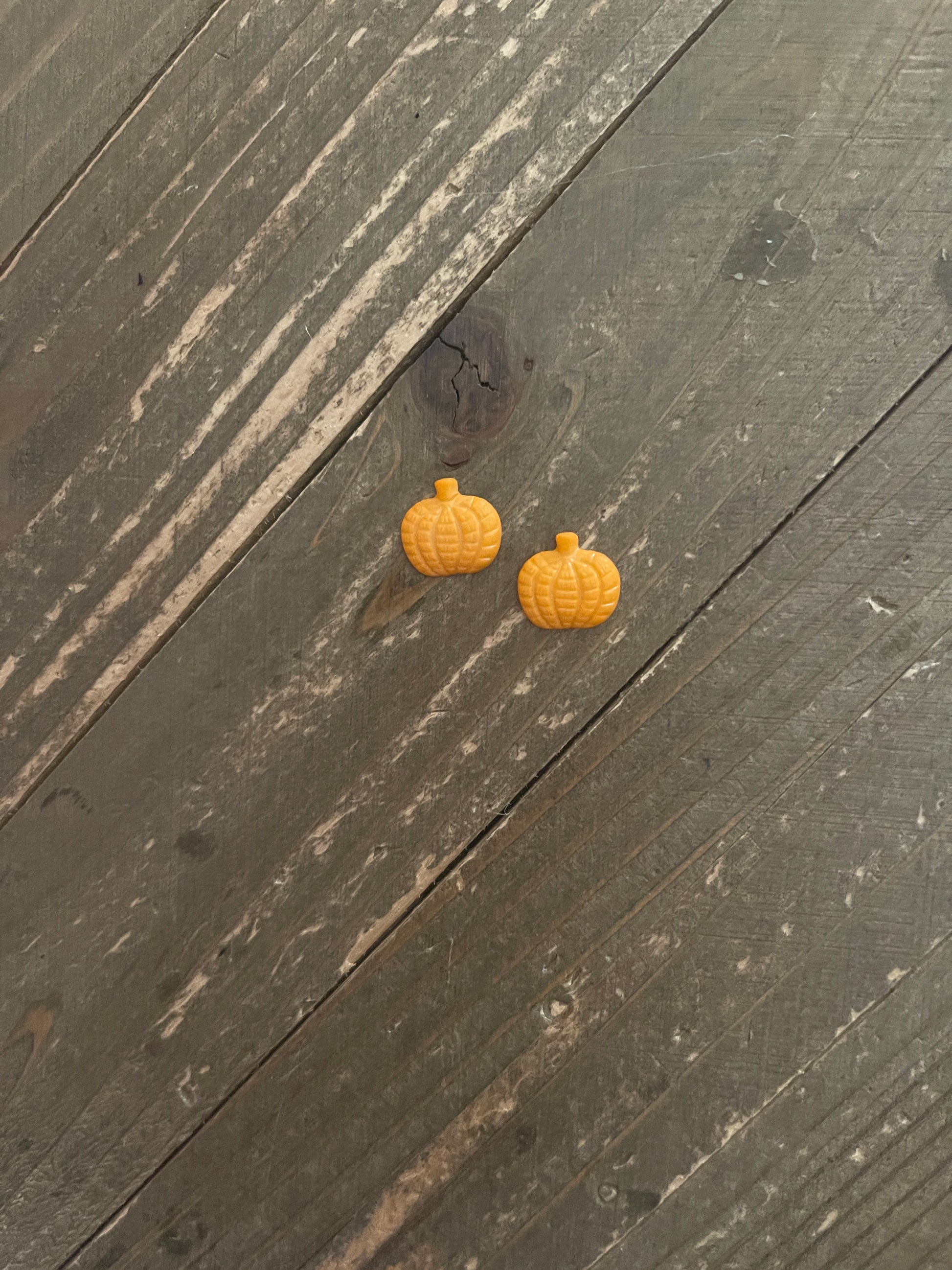 Halloween Pumpkins Collection Stud EarringsPink tiful of LOVE