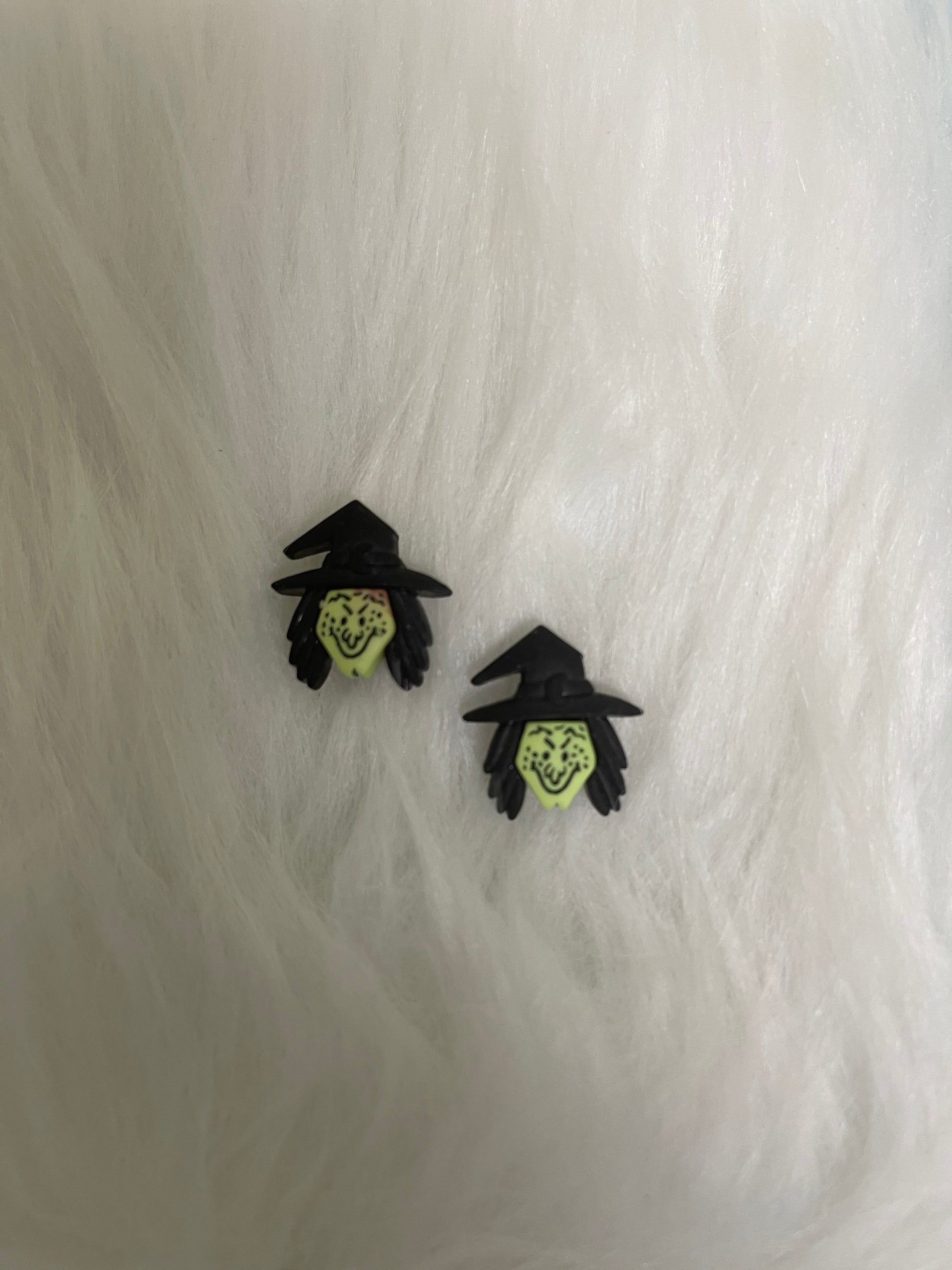 Witch Stud EarringsPink tiful of LOVE