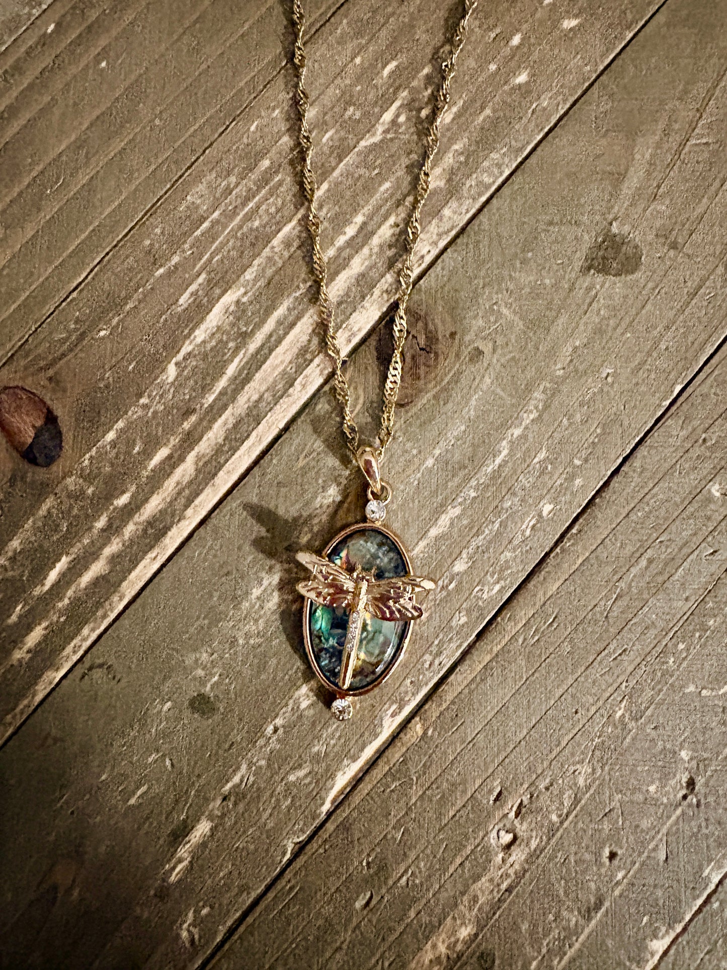 Iridescent Dragonfly Oval Pendant Necklace – Rhinestone Gold Chain Jewelry