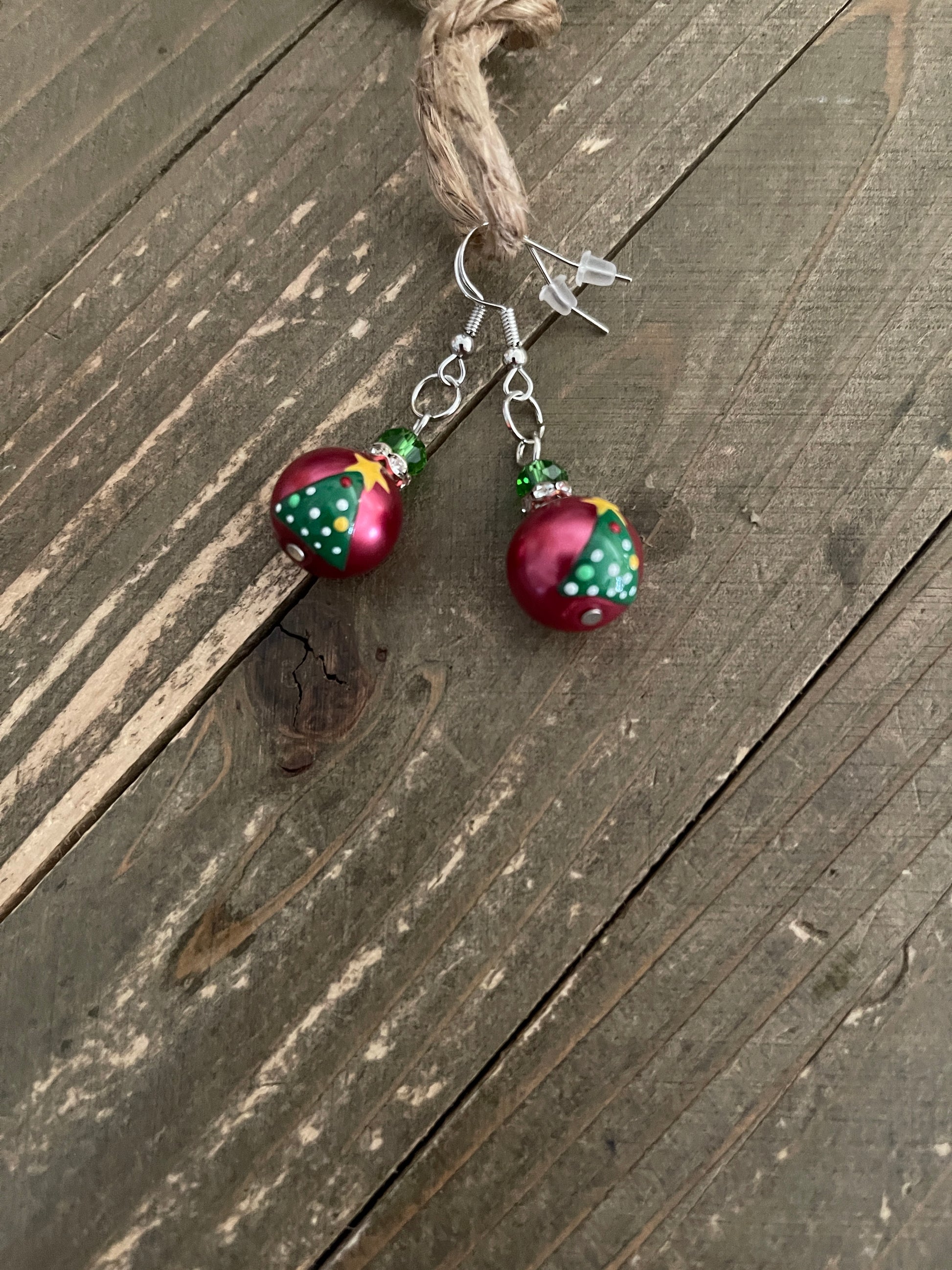 Christmas Tree Glass Pearl Wire EarringsPink tiful of LOVE