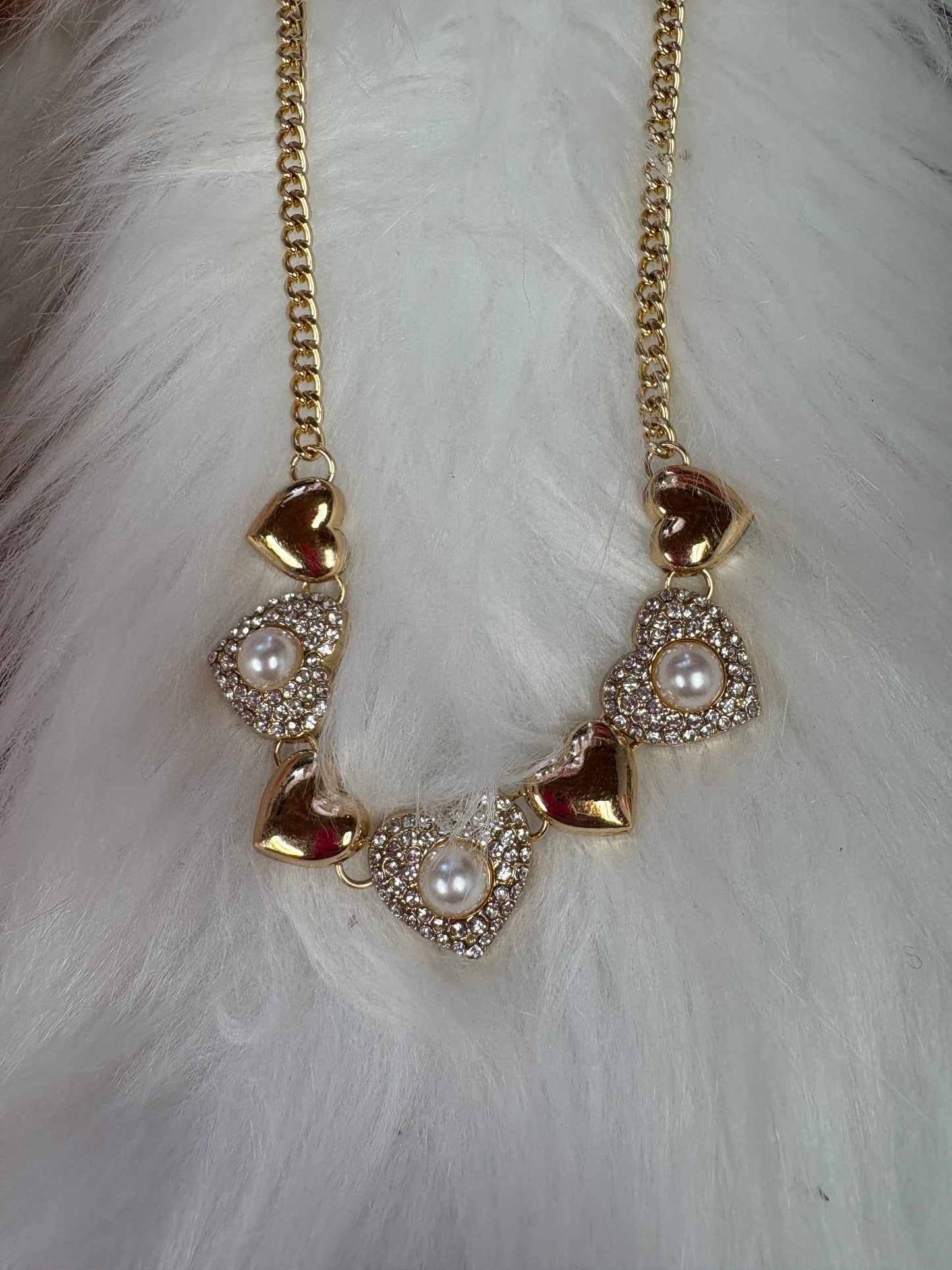 Gold Heart White Pearl Rhinestone Necklace