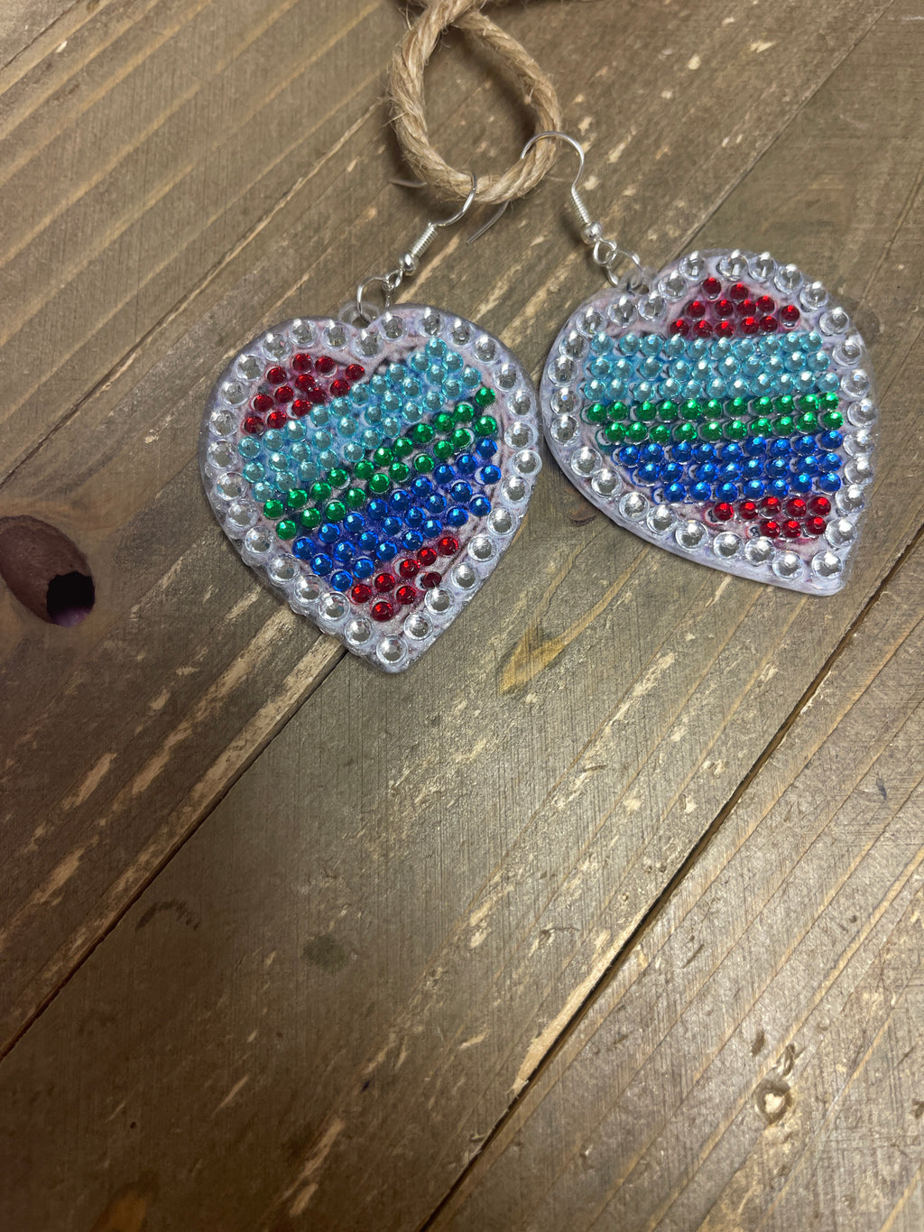 Diamond Painting Heart Wire Earrings