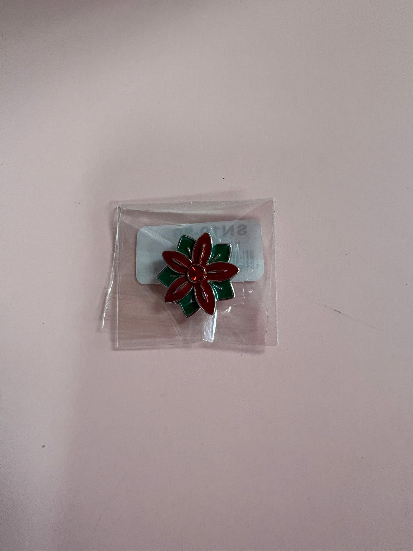 Christmas Theme GINGER SNAP Lot  (8 snaps)