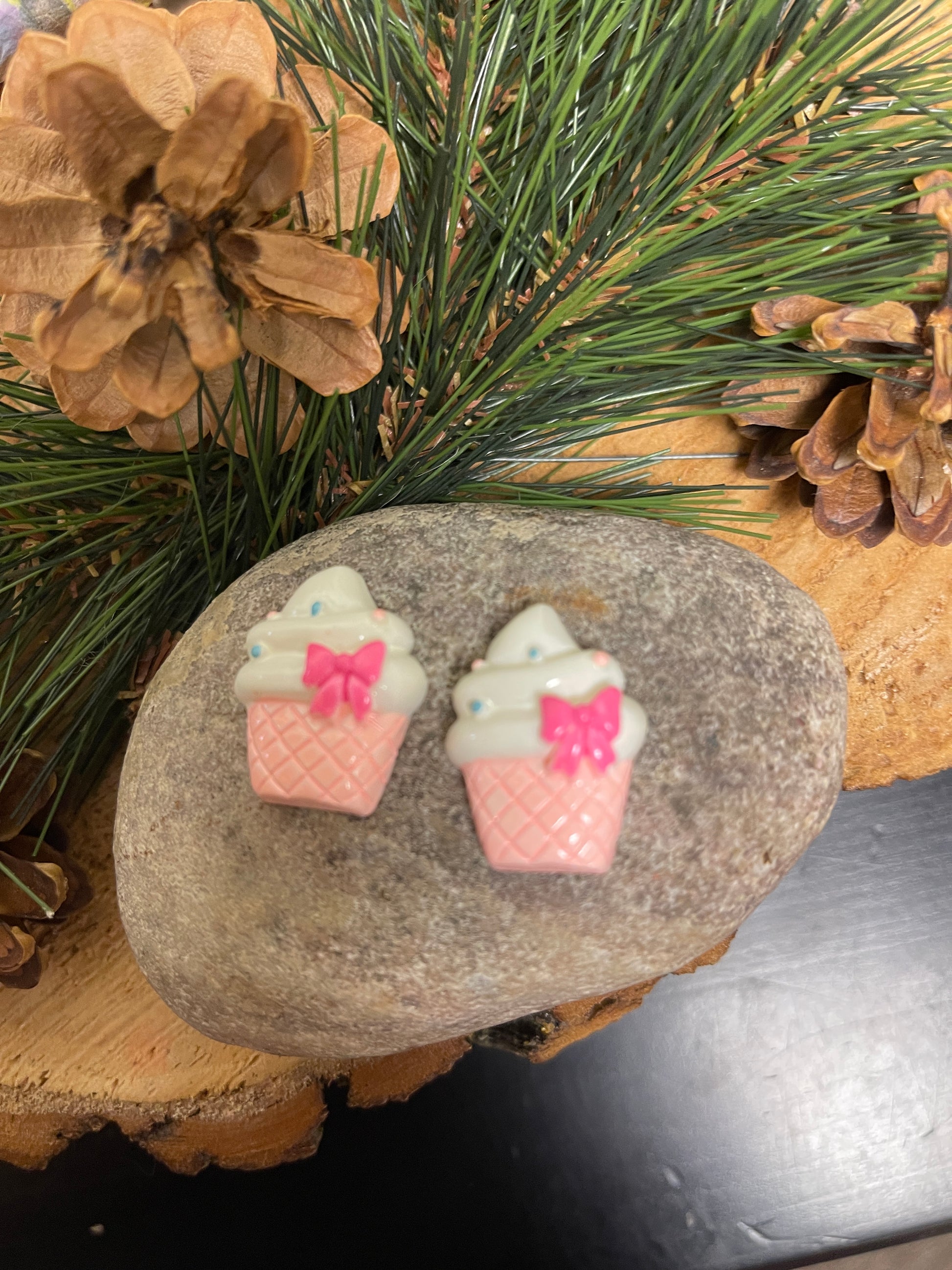 Sprinkle Cupcake Earrings (6 colors to choose from)Pink tiful of LOVE