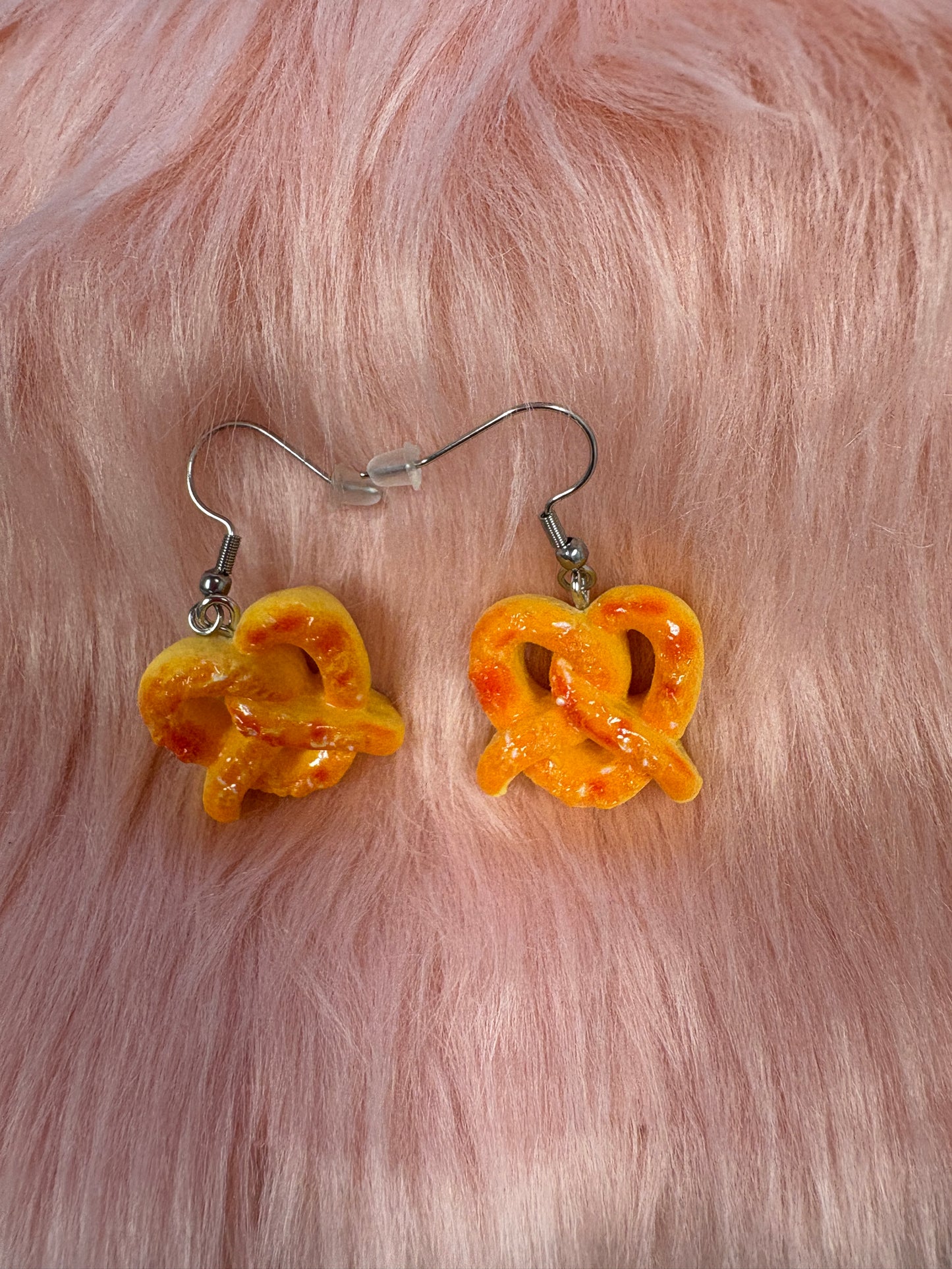 Pretzel Wire Earrings
