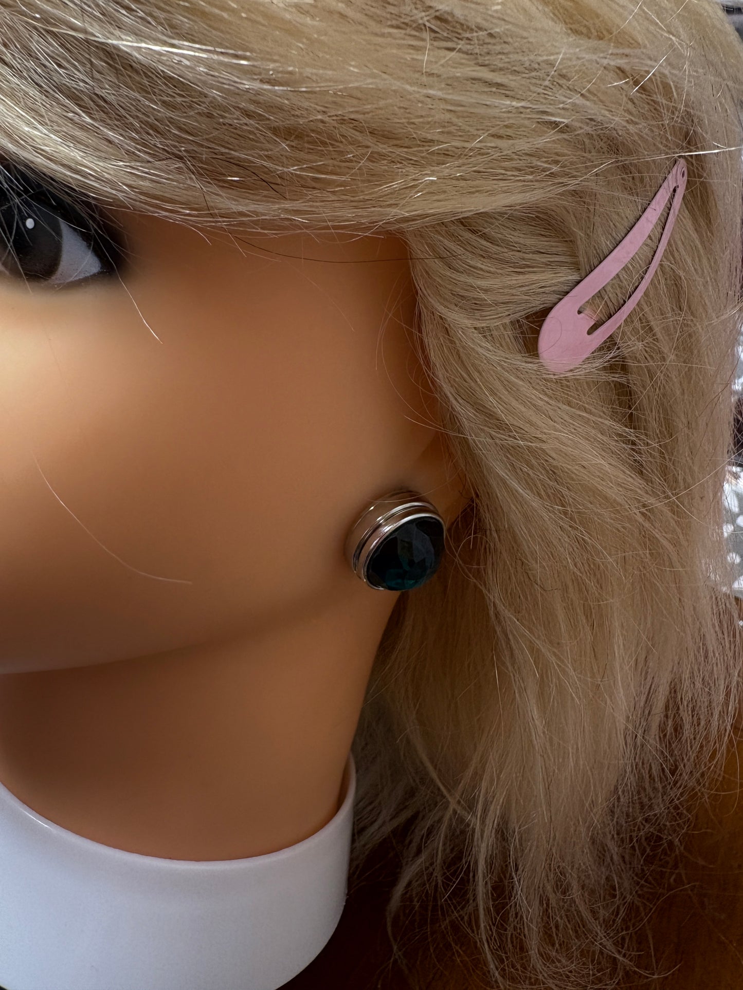 Interchangeable (SNAP) Earrings and 2 matching Snaps