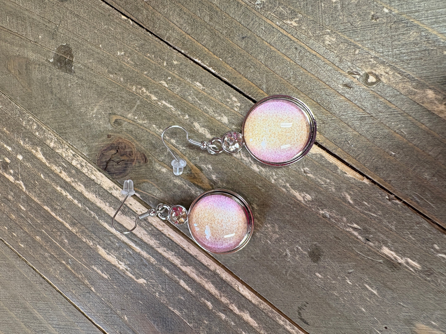 Interchangeable (SNAP) Earrings and 2 matching Sand pattern Snaps