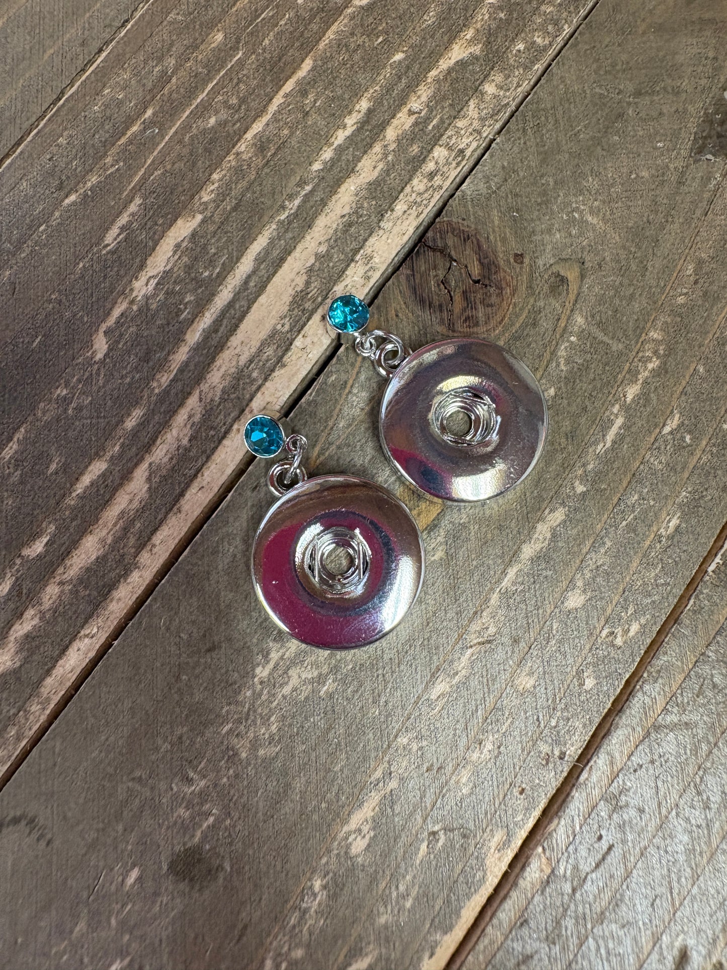 Snap-Interchangeable Jewelry Bundle  (bracelet, earrings & snaps)