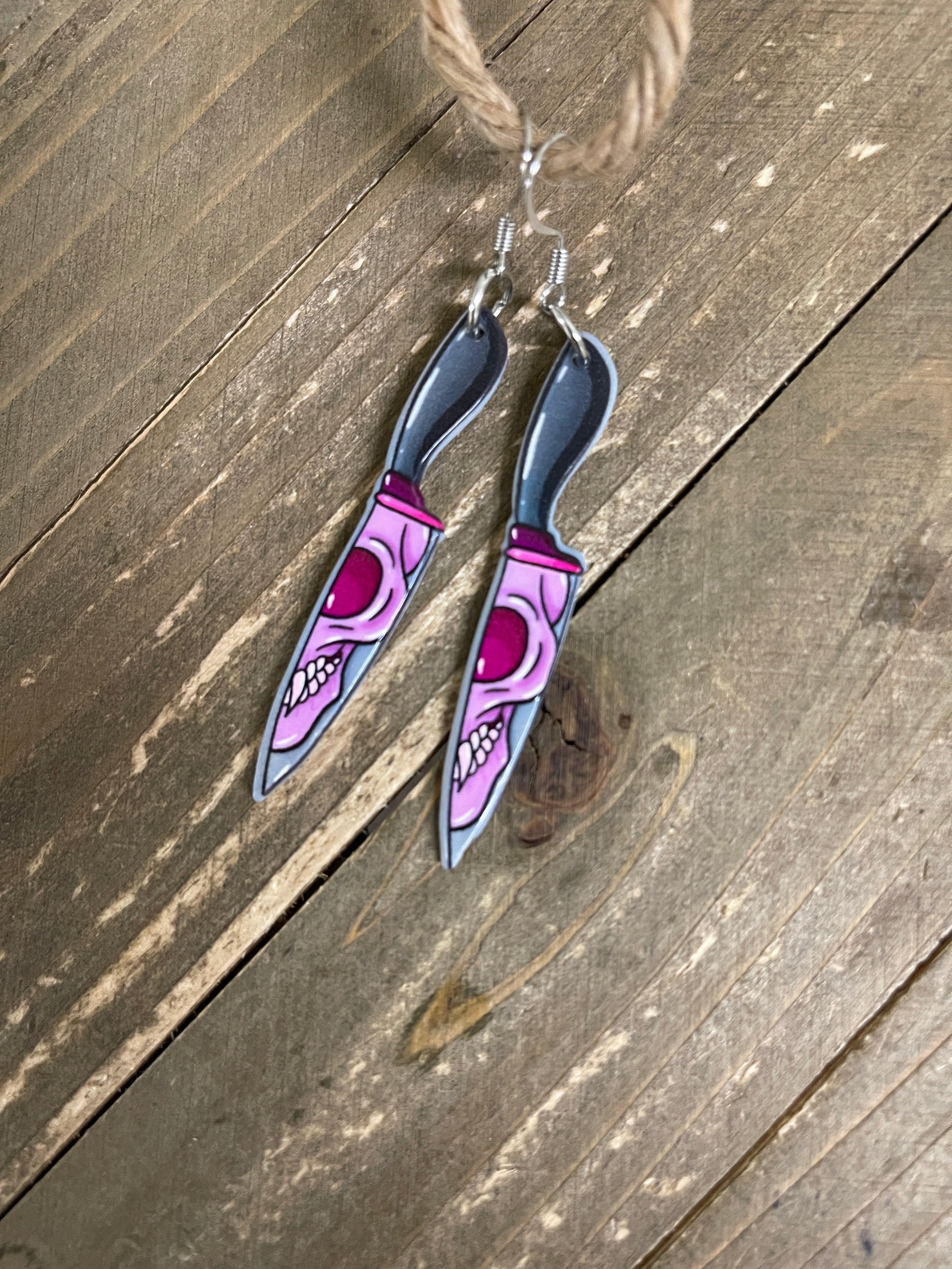 Black &amp; Pink Knife with Skull Face Charm Wire EarringPink tiful of LOVE