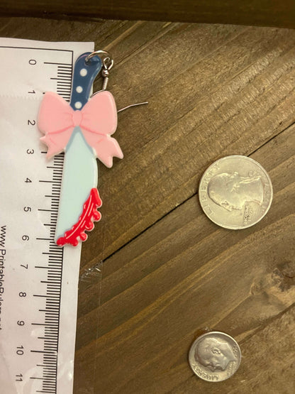 Acrylic Bloody Knife with Bow charm Wire earringsPink tiful of LOVE