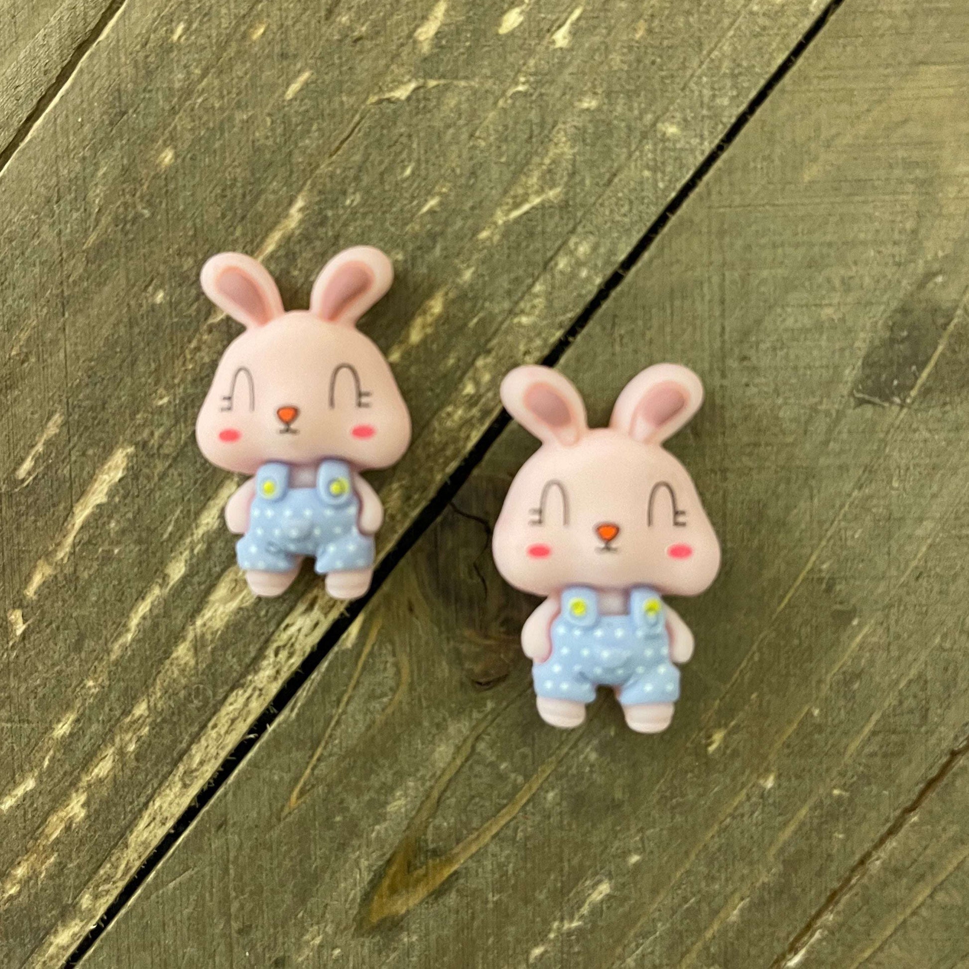 Best Friends Stud Earrings (5 BFF's (animals) to choose from)Pink tiful of LOVE