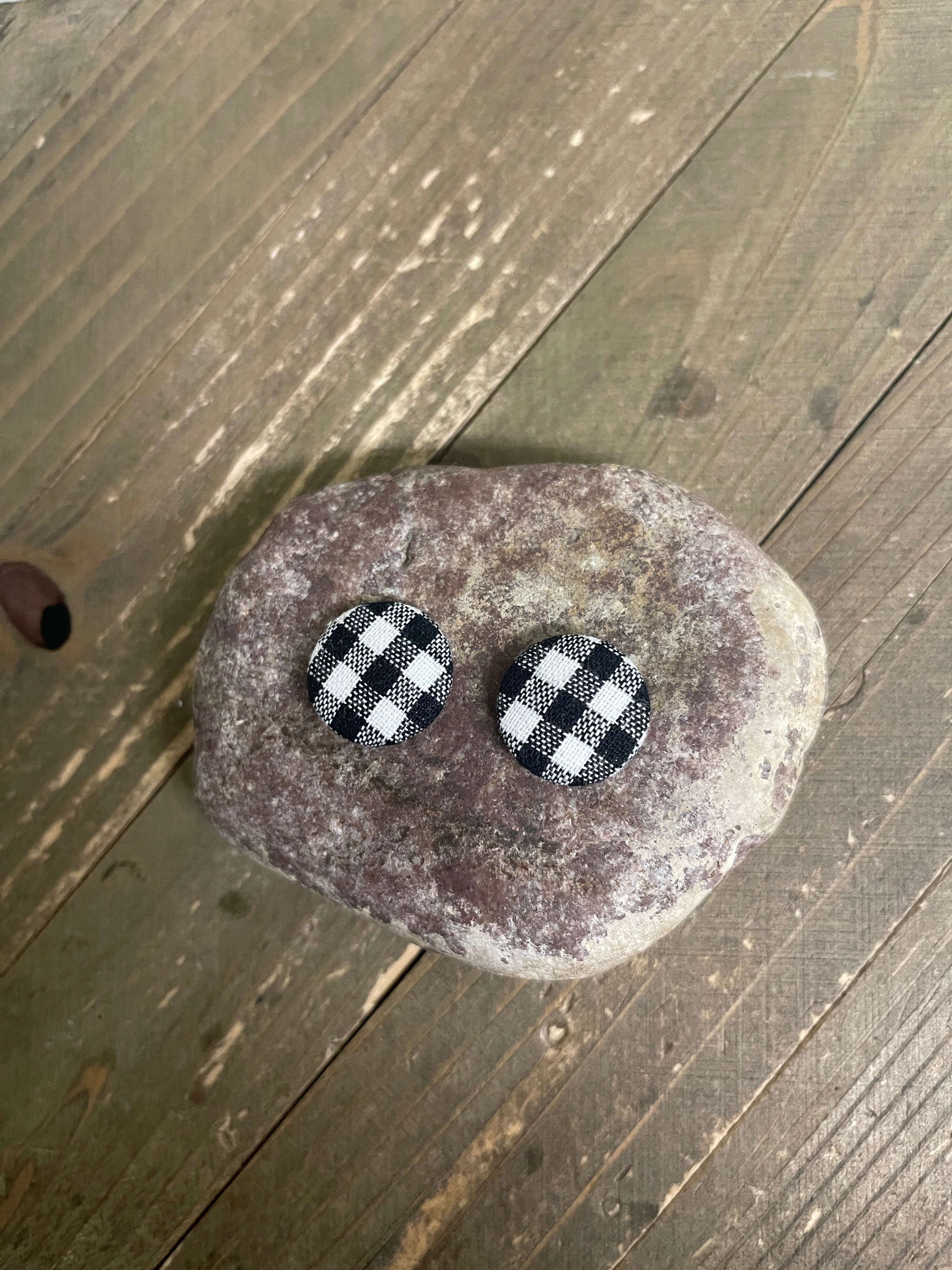 Black and White Checkered Fabric Stud  EarringsPink tiful of LOVE