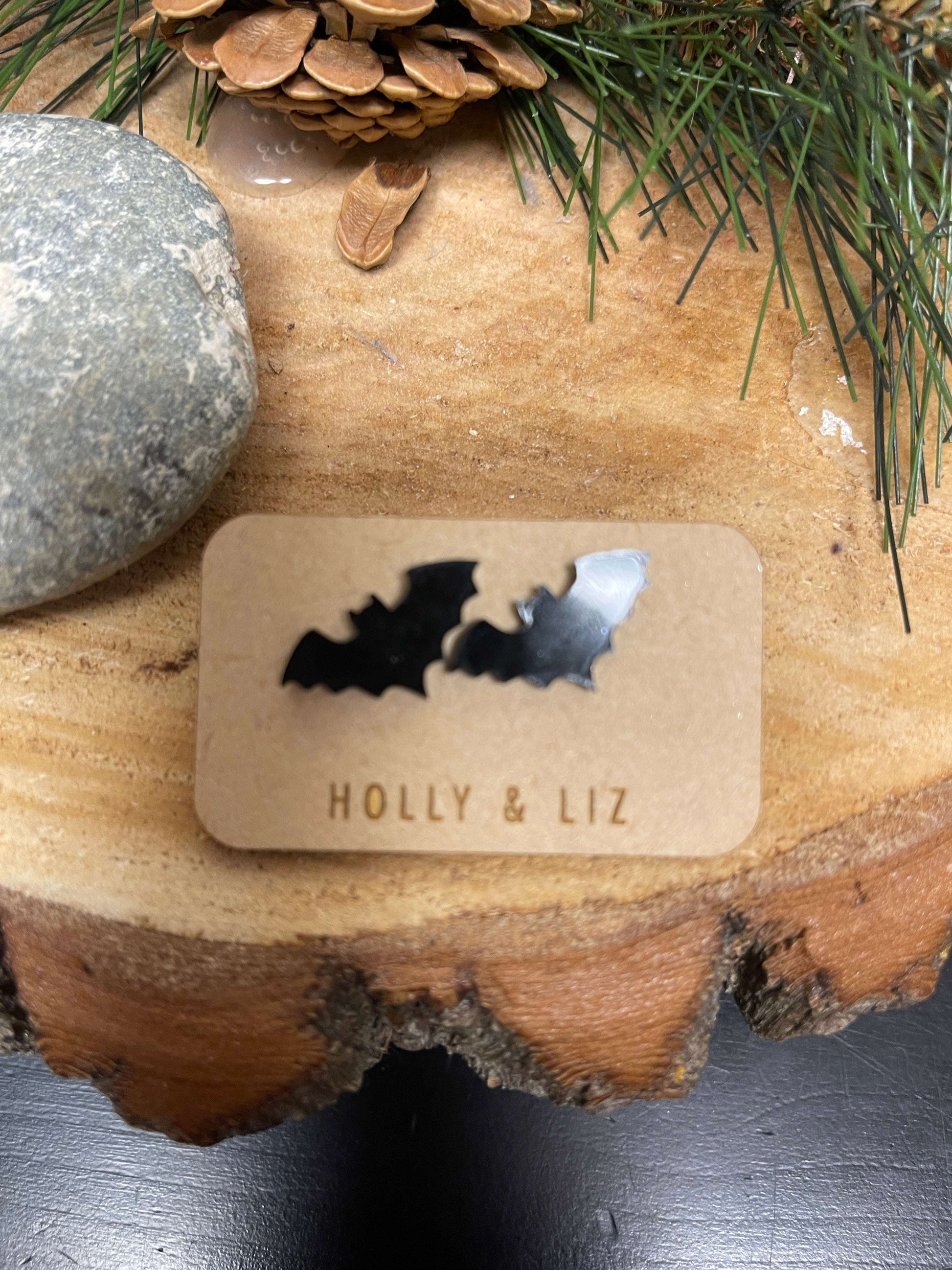 Black Bat Stud EarringsPink tiful of LOVE