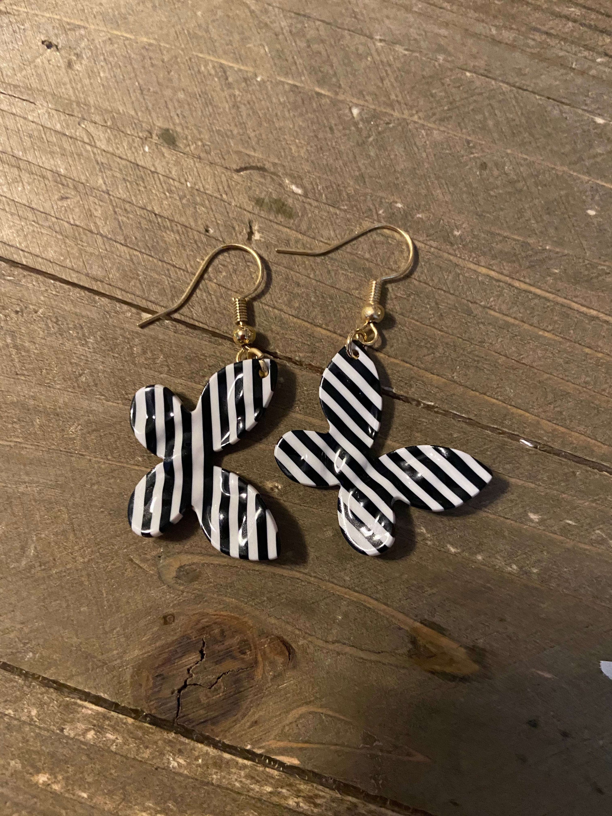 Black &amp;amp; White Striped Butterfly Charm Wire EarringsPink tiful of LOVE