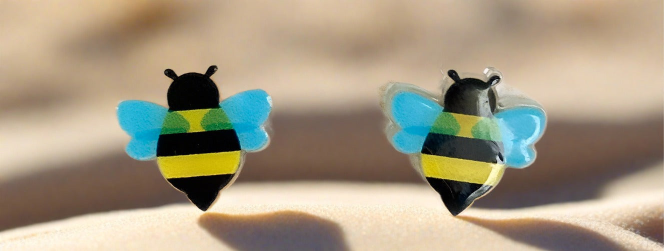 Honey Bee Stud EarringsPink tiful of LOVE