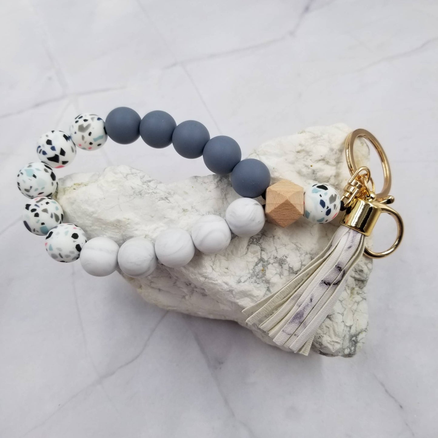 Tie-Dye Silicone Bead Bangle Keychain – Modern Wristlet with Leather Tassel