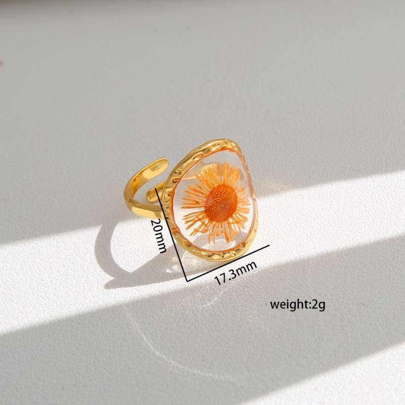 JOSSLYN by wall to wall - 18K STAINLESS STEEL TARNISH FREE FLORAL RINGS | 40R104: HEART APRICOT