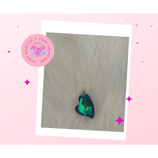 💎💚💜 Iridescent Glass Faceted Heart Pendant Necklace 💜💚💎)