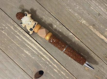 Highland Cow Beadable Pen