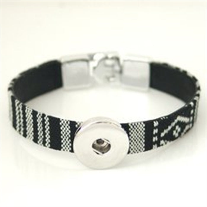 Ginger Snap Bracelet - Black & White Cloth Bracelet- Coordinates with 18-20mm Snaps