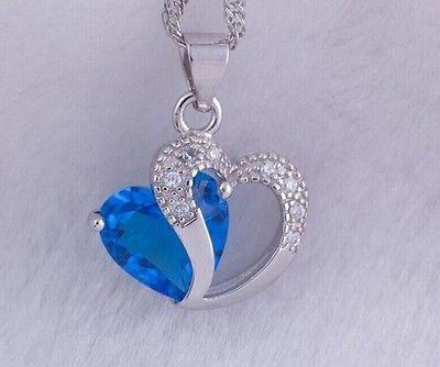 Blue Double Heart Crystal Gemstone Pendant Silver Plated NecklacePink tiful of LOVE