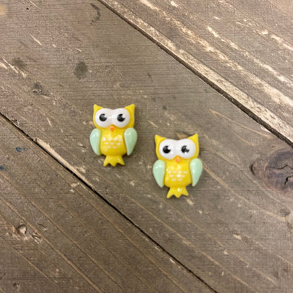 Owls in Pastel colors  Stud  Earrings (3 colors to choose from)Pink tiful of LOVE