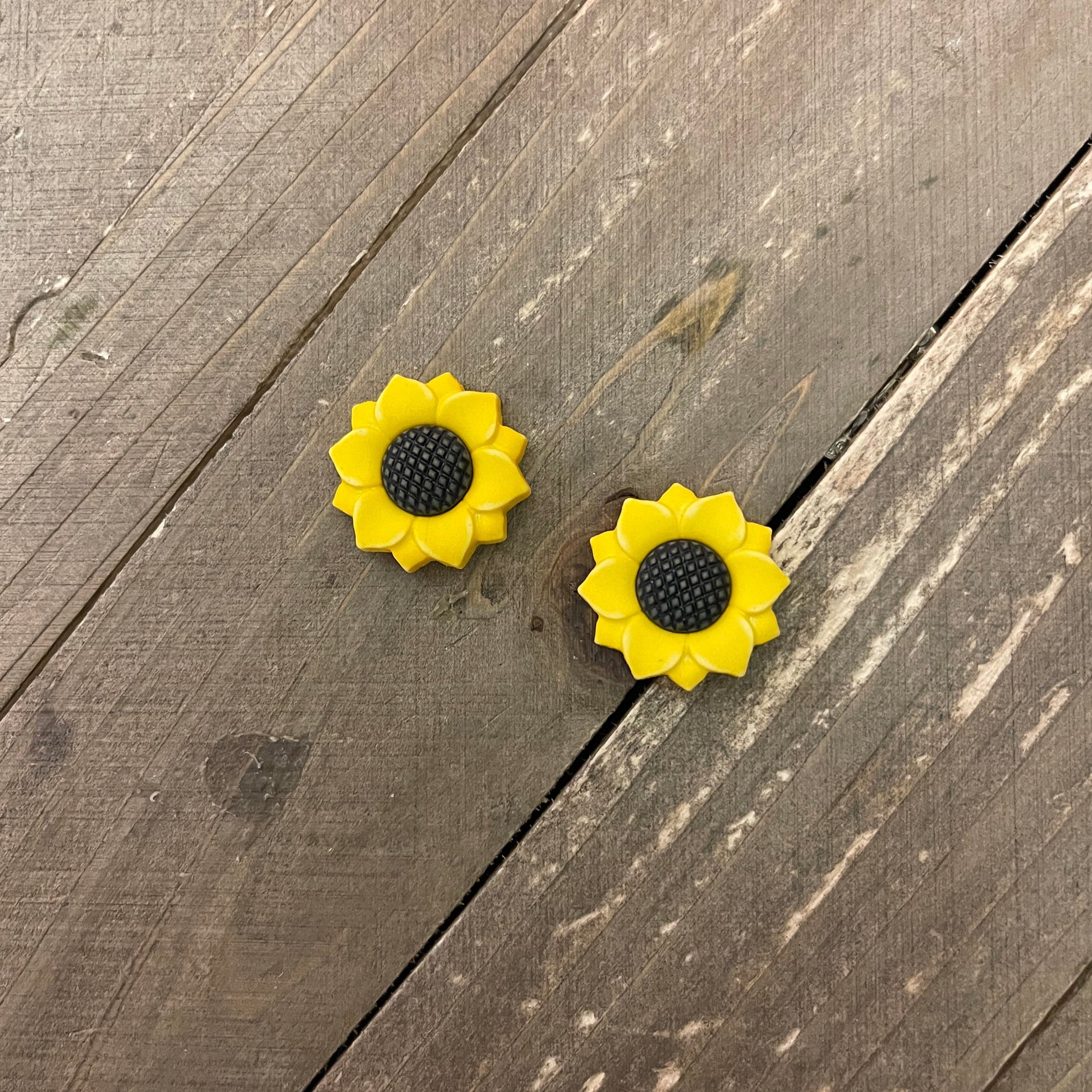 Sunflower Stud Earrings--A RAY of SUNSHINEPink tiful of LOVE