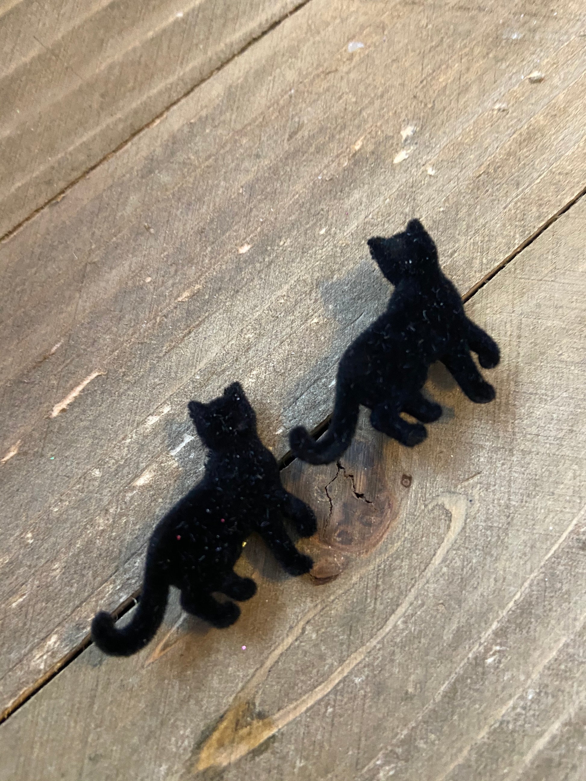 I LOVE CATS Post Earrings  Gray Black velvetyPink tiful of LOVE