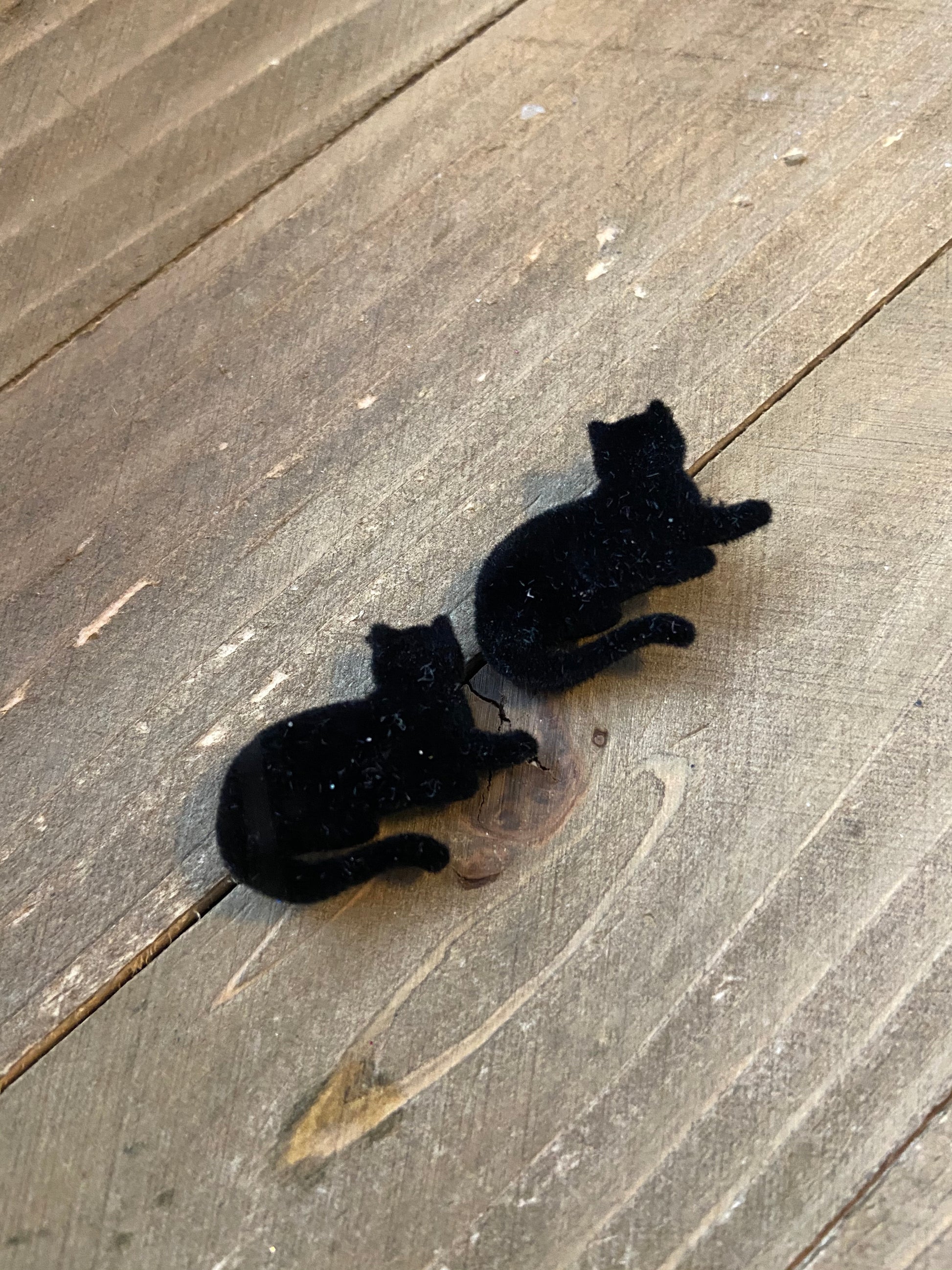 I LOVE CATS Post Earrings  Gray Black velvetyPink tiful of LOVE