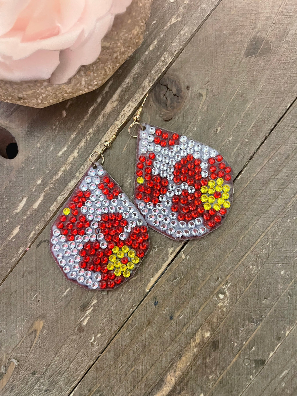 Diamond Painting flora Teardrop Wire Earrings