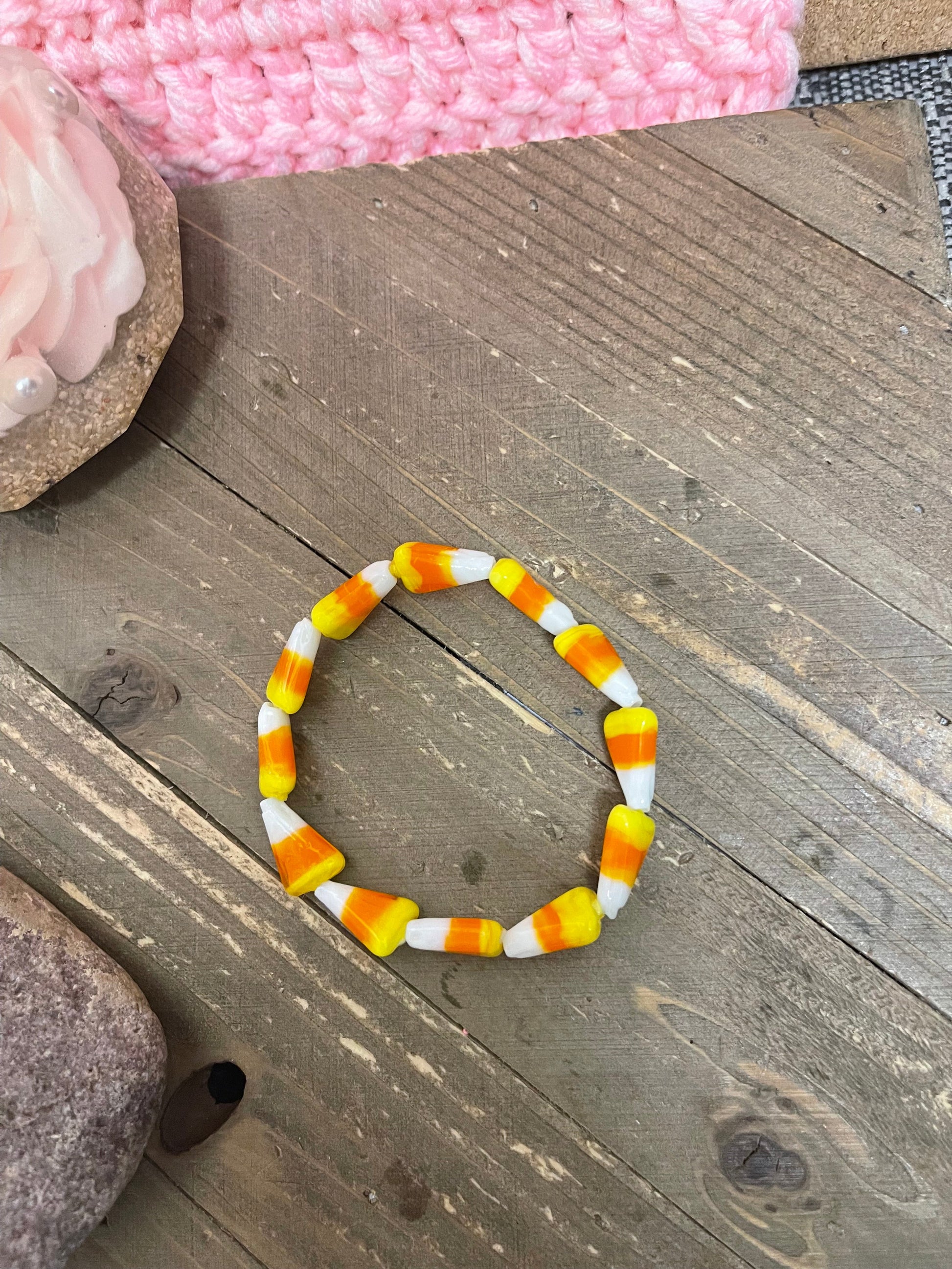 CANDY CORN beaded Stretch bracelet (BT104-candycorn-CEC)Pink tiful of LOVE