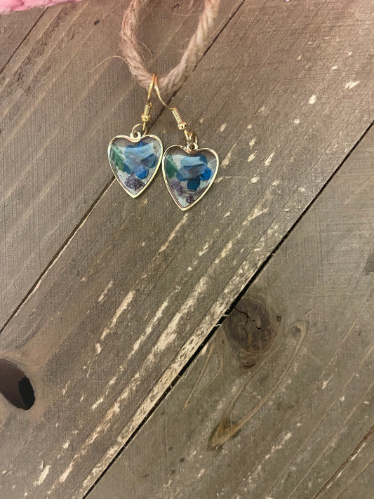 Dried Flower Heart Bezel wire earringsPink tiful of LOVE