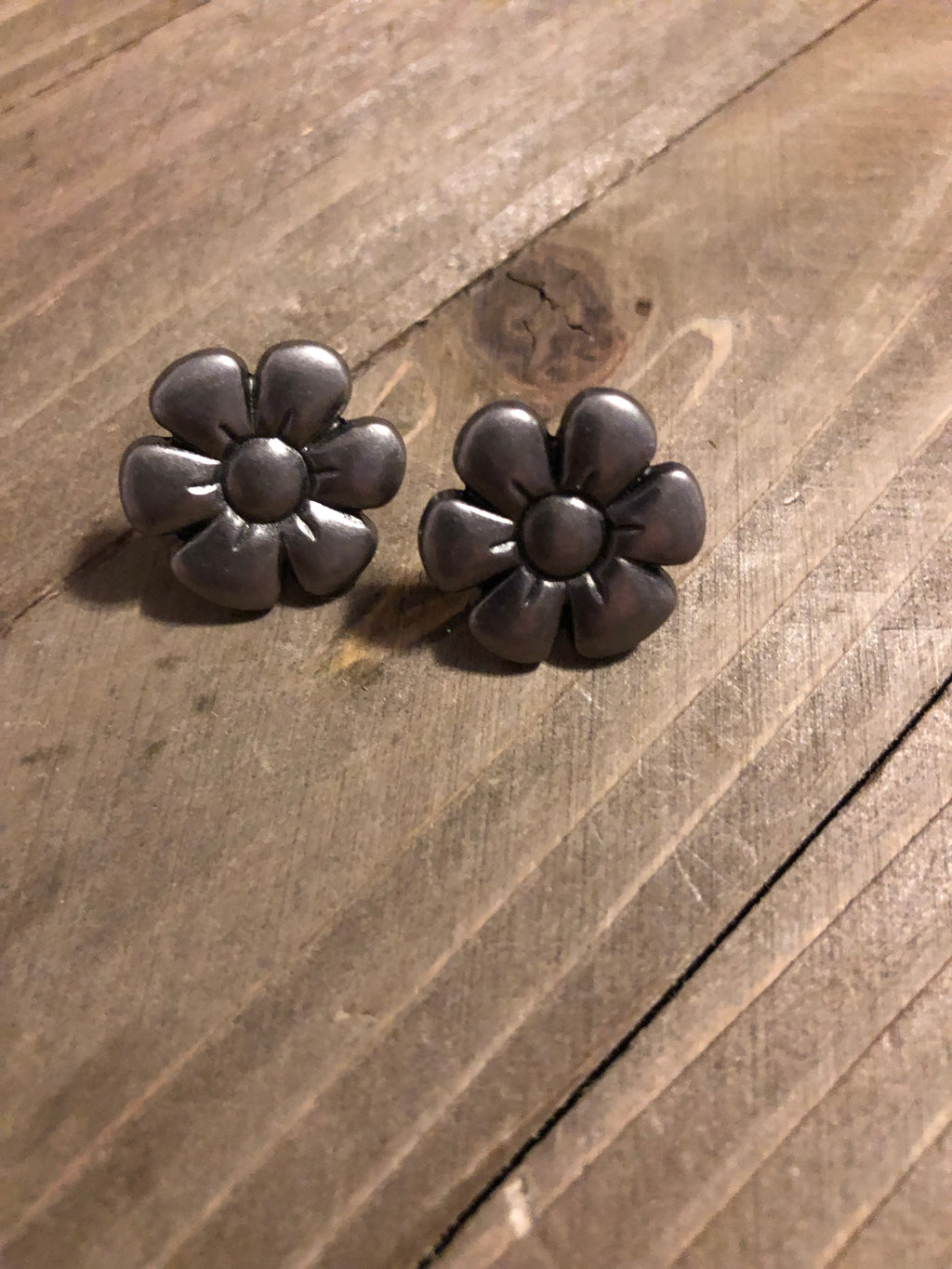 Sterling Silver Daisy Flower Post Earrings