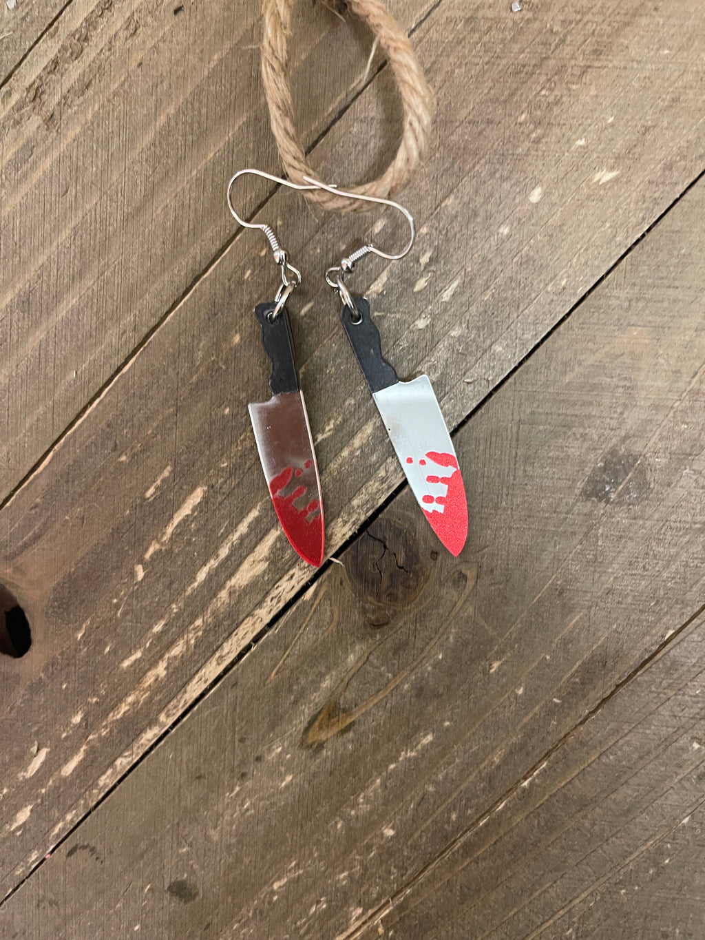Bloody Knife charm Wire earrings