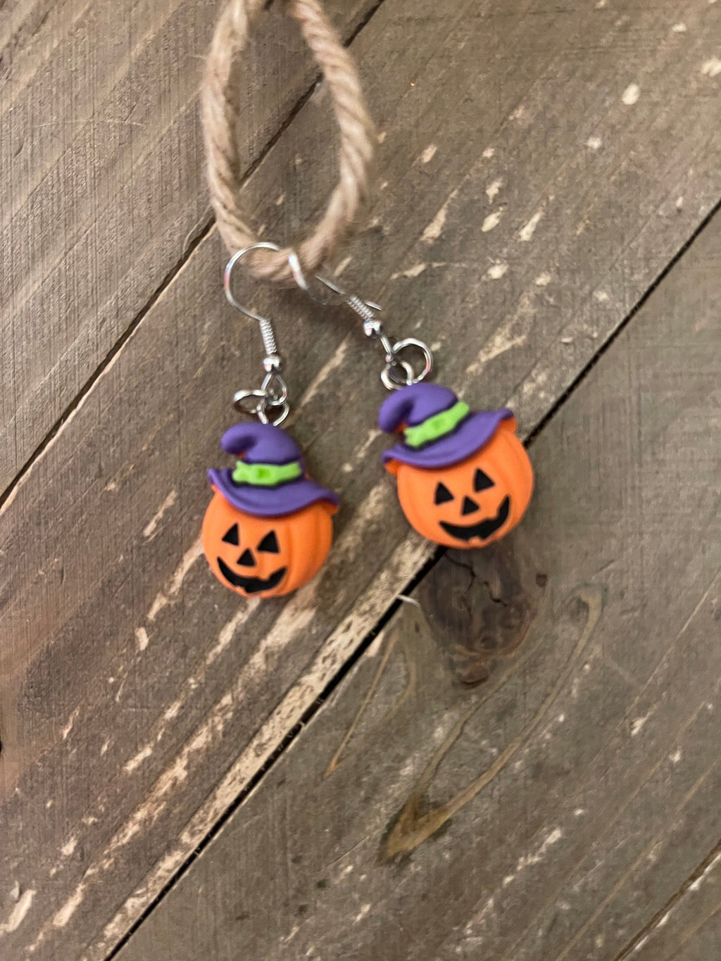 Pumpkin charm wire earrings (ER376-CECpdated)