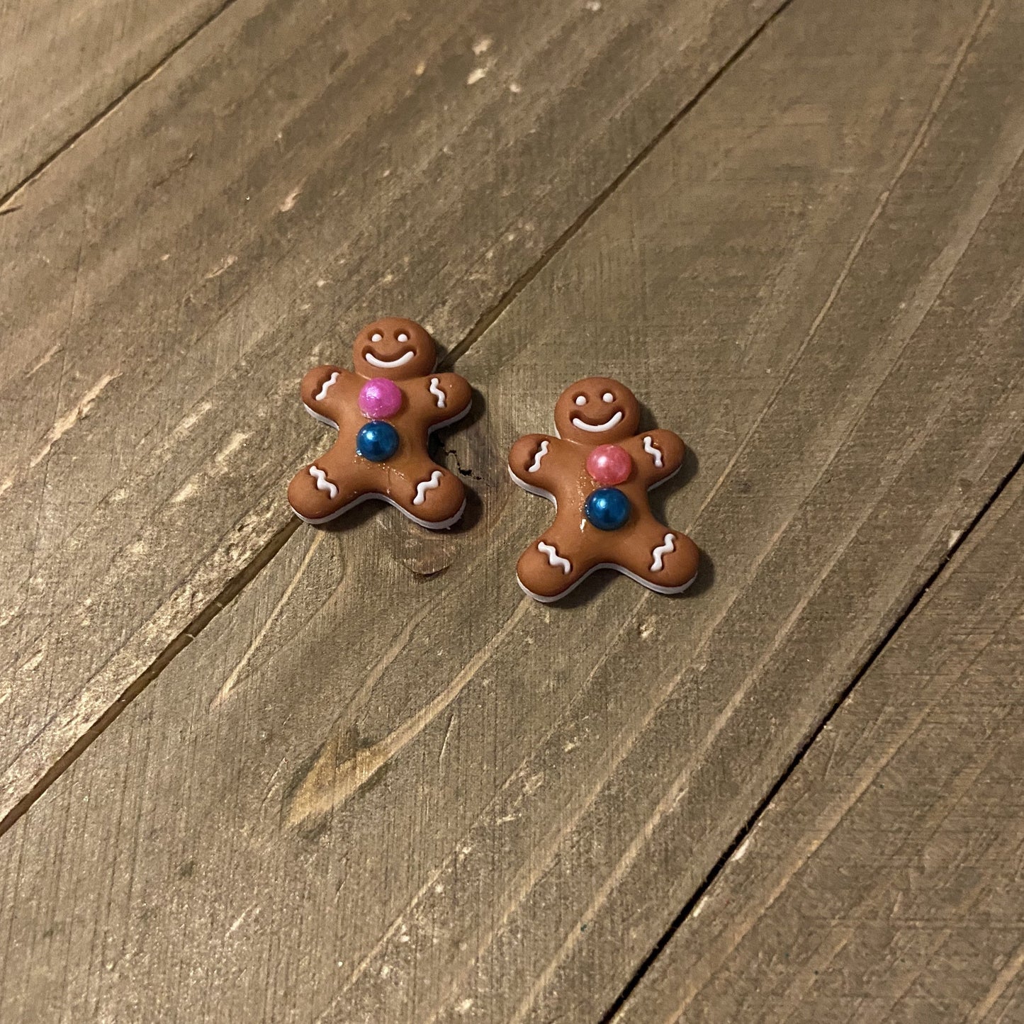 Gingerbread Post Earrings (each different colored buttons)Pink tiful of LOVE