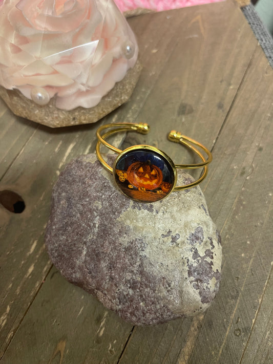 Halloween pumpkins on a Single Gold Bangle Cuff BraceletPink tiful of LOVE