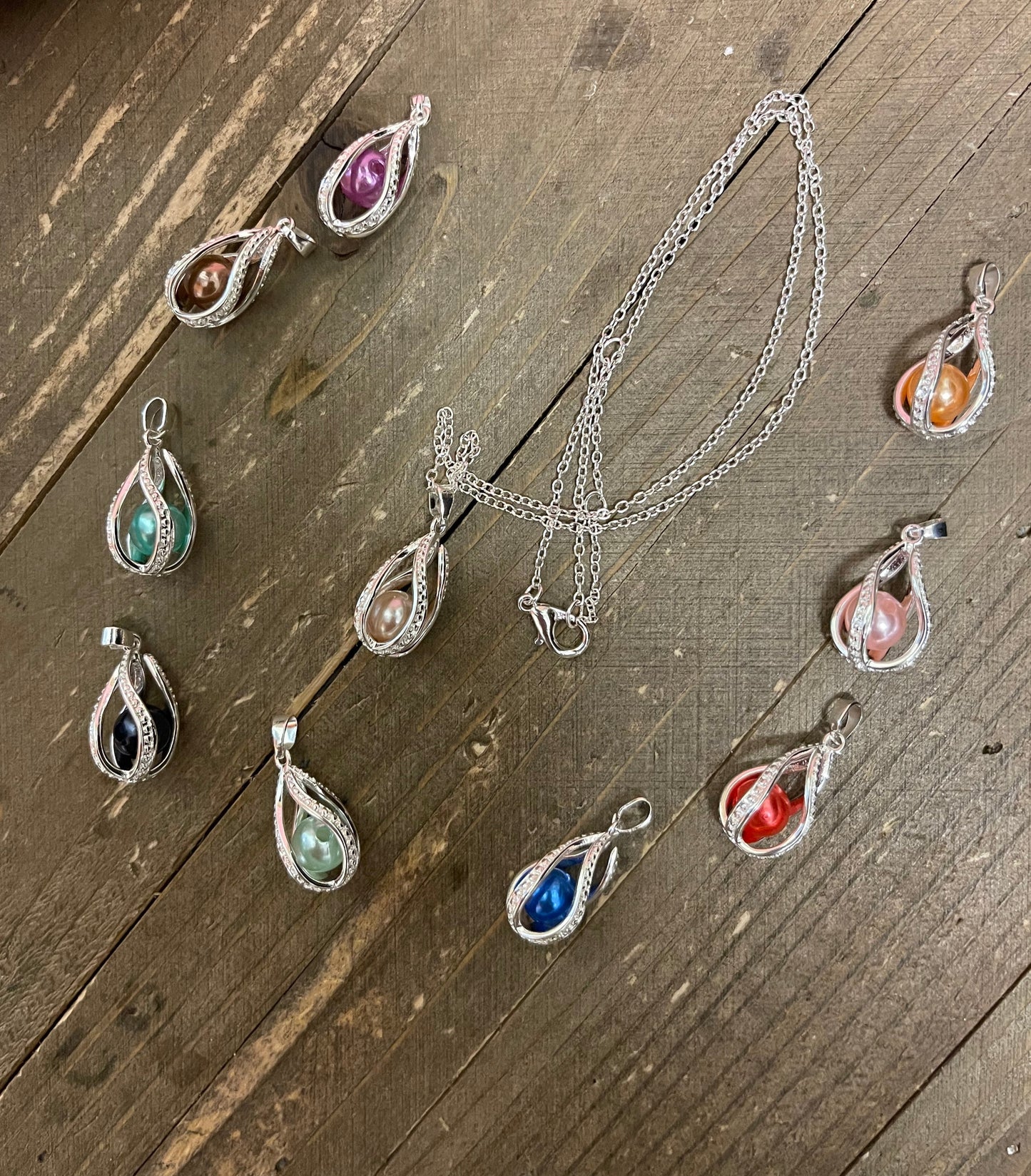 Water Drop Twist Pearl Cag  Pendant on a Silver ChainPink tiful of LOVE
