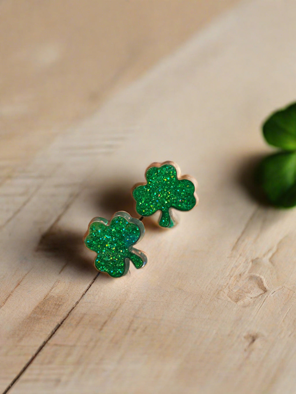 Glitter Shamrock Post Earrings (CECupd)