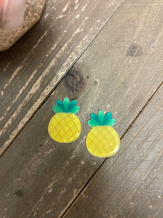 Pineapple Earrings; accessorize with these sweet pieces shaped pineapplesPink tiful of LOVE