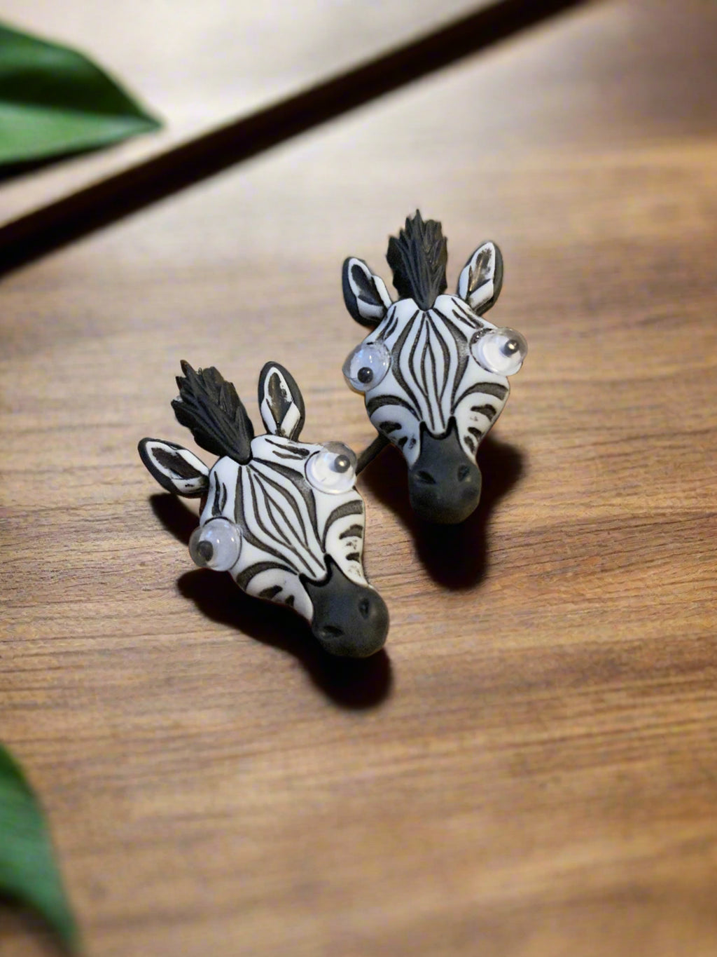 Life's a Zoo Google Eye animal head Post Earrings