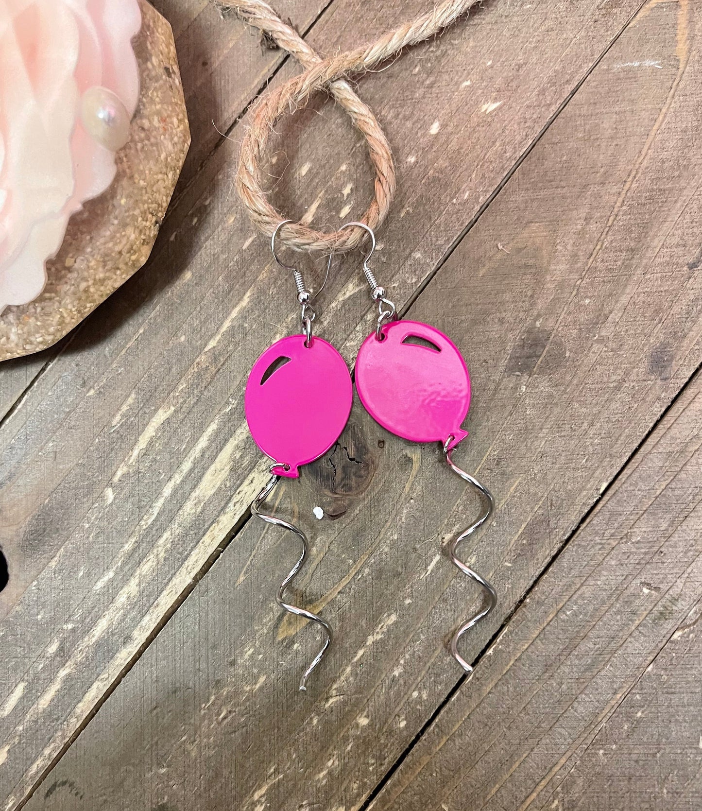 Pink Balloon Charm  Wire Earring (CECup)