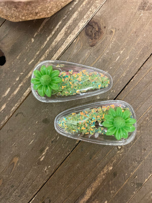 Green Flower Confetti-Green confetti Snap Hair clips (a pair)