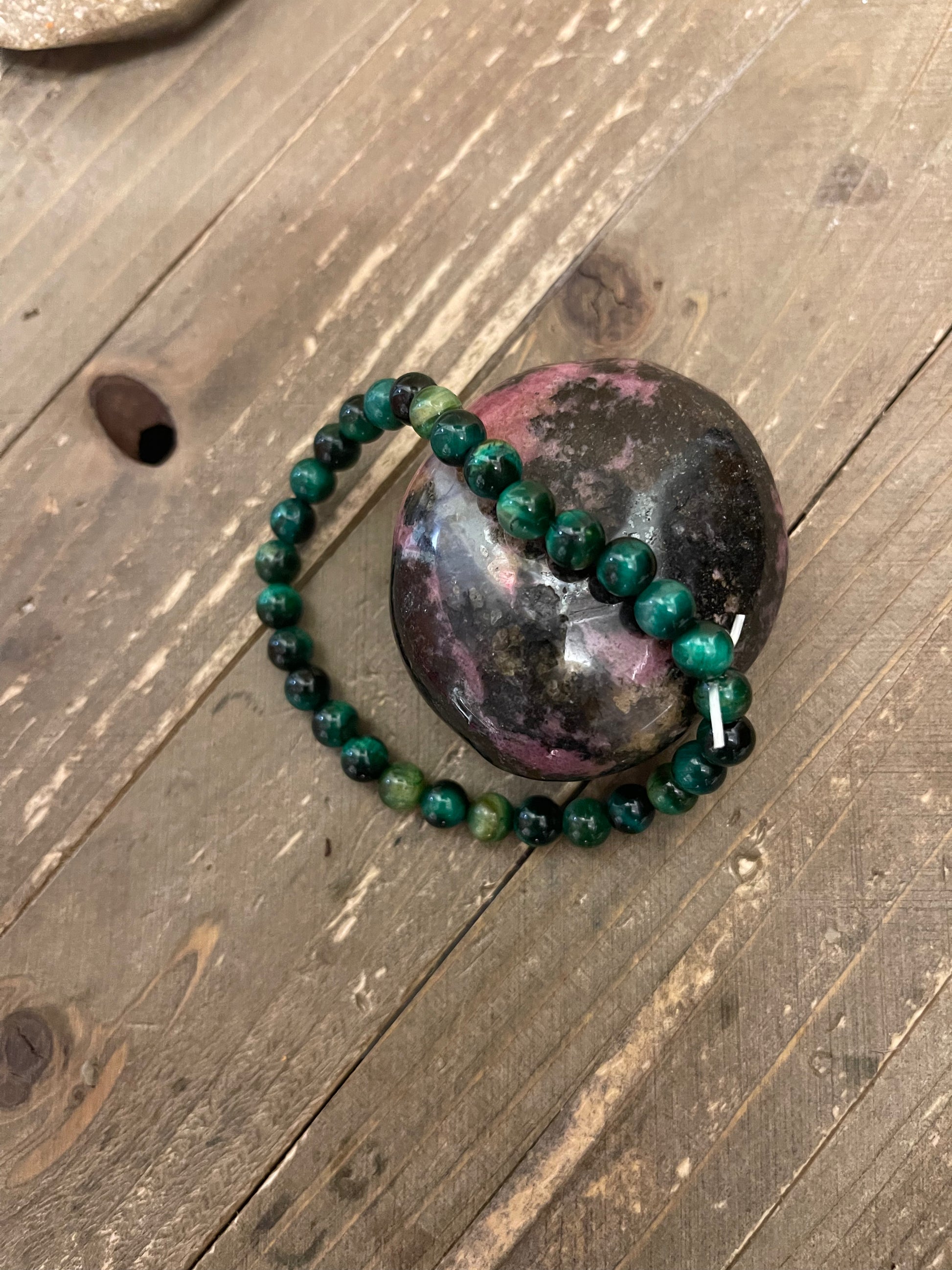 Green Dyed Tiger Eye Round Bead Elastic/Stretch BraceletPink tiful of LOVE